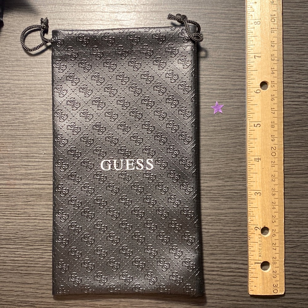 NWOT GUESS Monogram Eyeglasses / Sunglasses Eyewear Pouch
